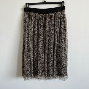 Leopard flowy skirt
